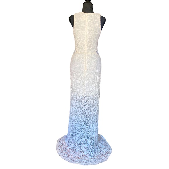 ASTR MAXI LACE DRESS - Picture 5 of 5